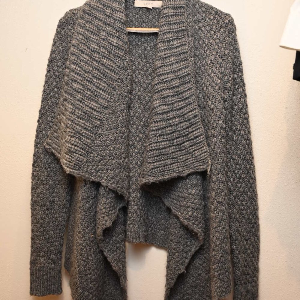 Loft Women's grey wool sweater